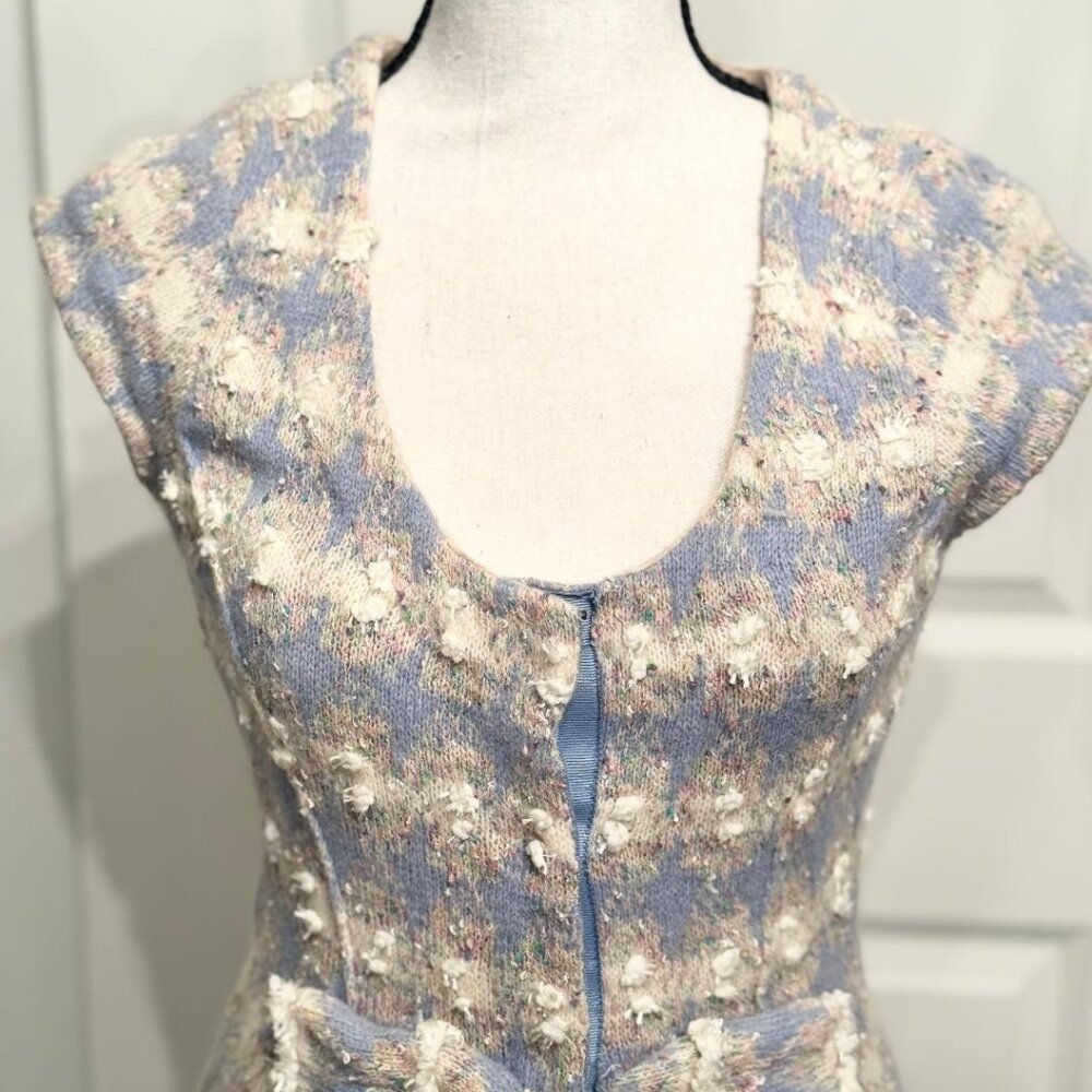 Charlie & Robin Light Blue Cream Wool Short Sleeve Sweater Vest w/Bow, XS - Picture 4 of 5